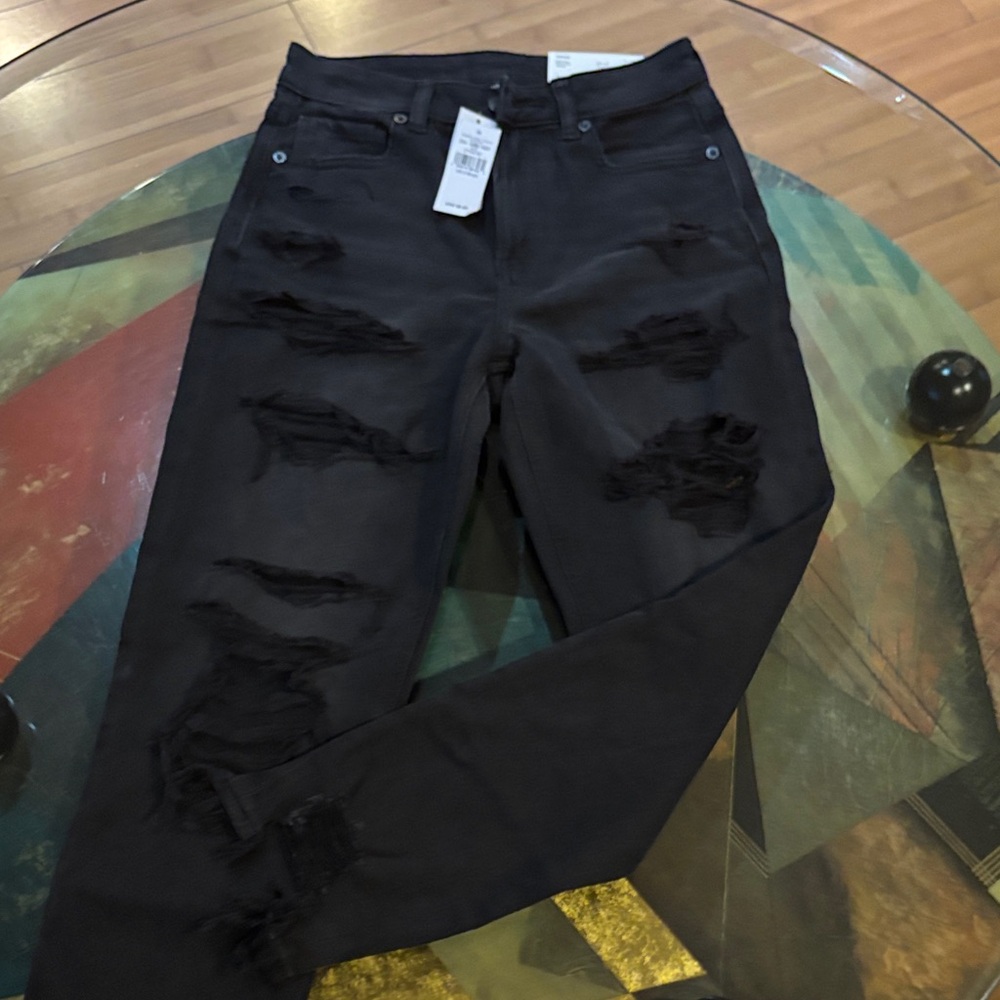 American Eagle Outfitters Black Distressed Skinny Jeans size 2 26 W